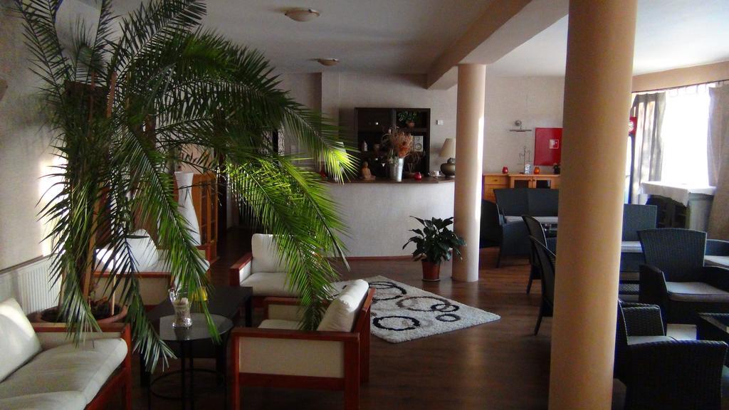 Penzion Vila Aria Nitra Ngoại thất bức ảnh